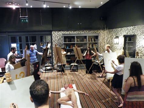 Life drawing classes near me - Providing music, painting, dance, languages, life-skills class with private or group instrumental tuition. 92 Xuan Thuy St., Dist. 2, Ho Chi Minh City